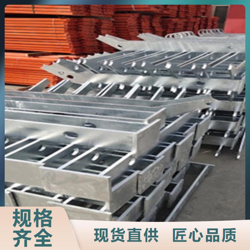 不锈钢复合管护栏防撞立柱精致工艺
