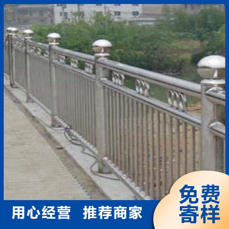 【桥梁护栏】,热镀锌喷塑钢板立柱精心打造