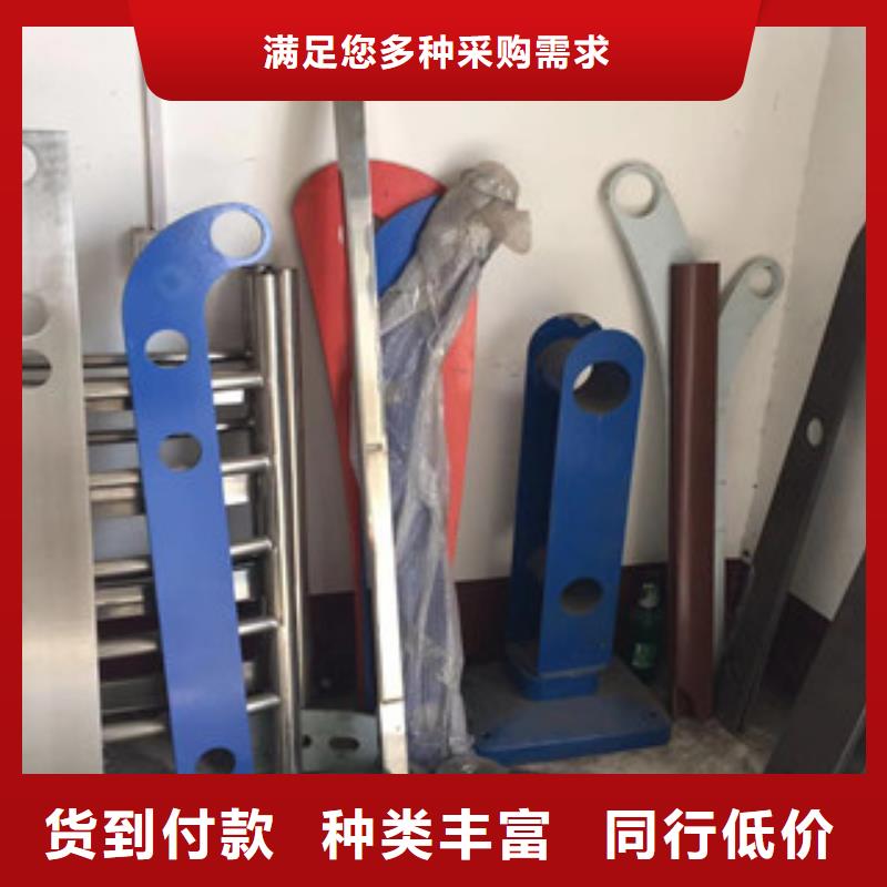 立柱,不锈钢复合管道路景观护栏价格地道