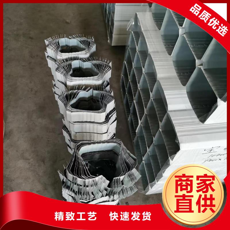镀锌雨水管图片