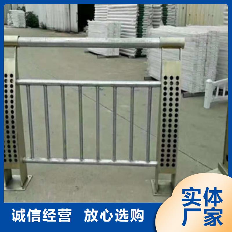 灯光防撞护栏现场安装