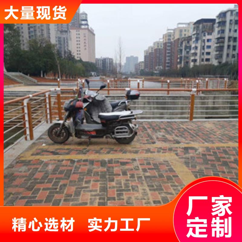 灯光防撞护栏稳定耐用