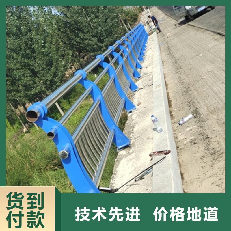 河道方管木纹转印防撞护栏线条流畅不易生锈