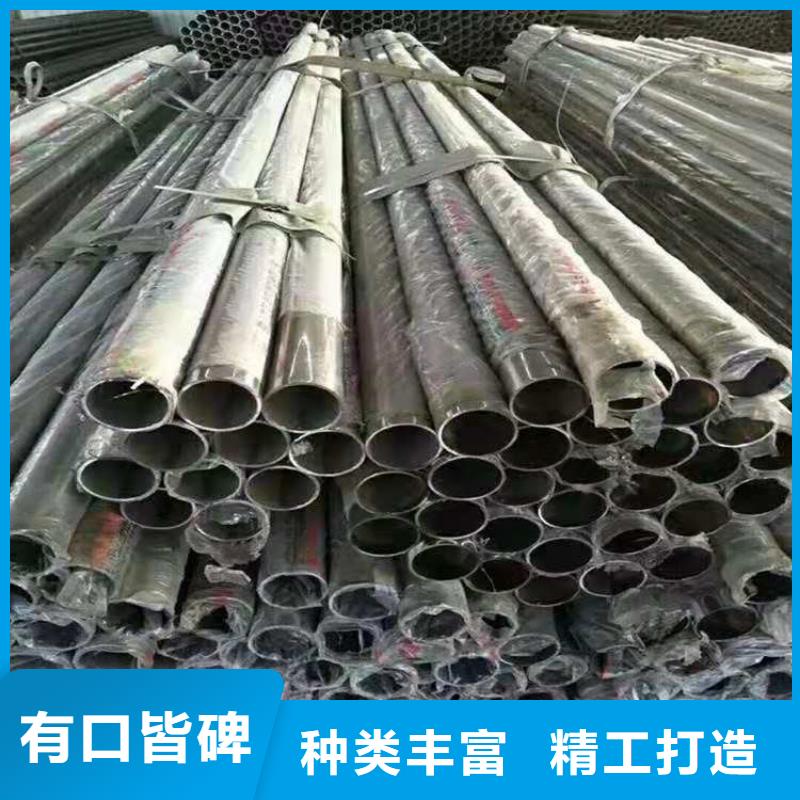 灯光桥梁防撞护栏表面光滑不起泡