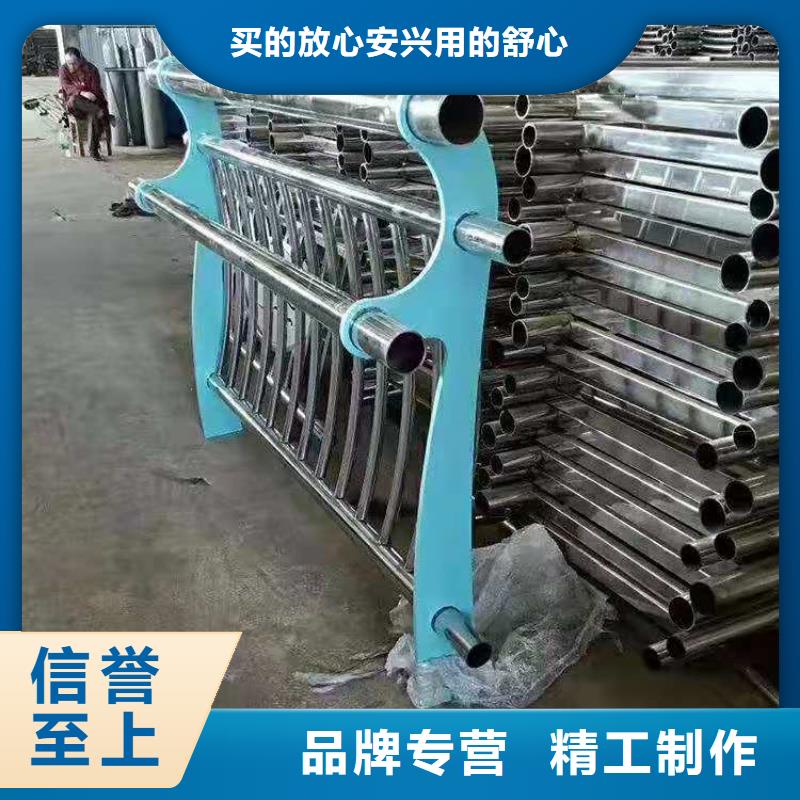 铸钢桥梁防撞立柱表面光滑不起泡