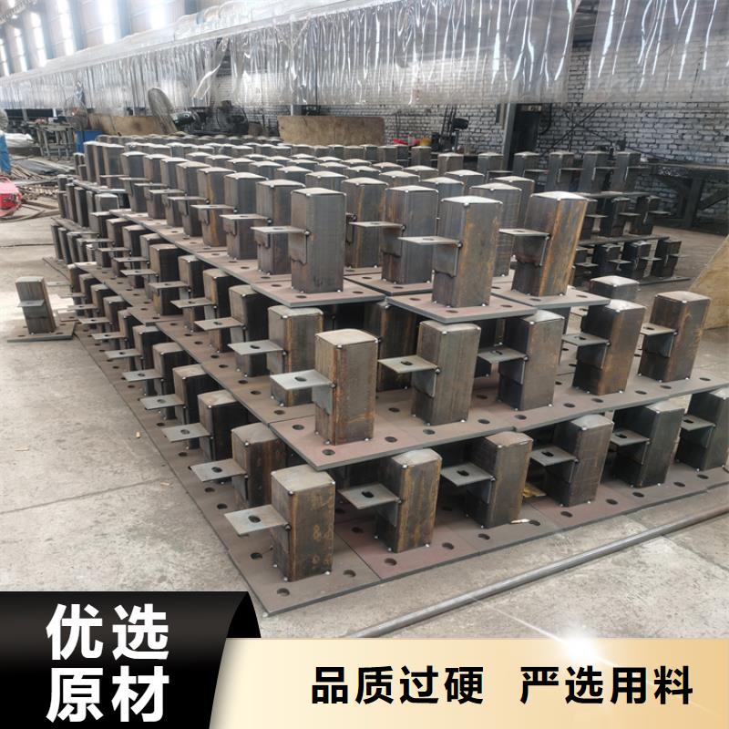 钢管喷塑中央隔离带护栏质量有保障