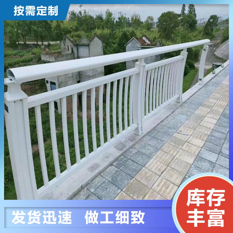 铸铁包厢防撞立柱生产加工一条龙认准展鸿护栏