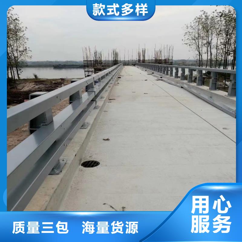 文昌市高架桥防撞护栏展鸿护栏严格把关