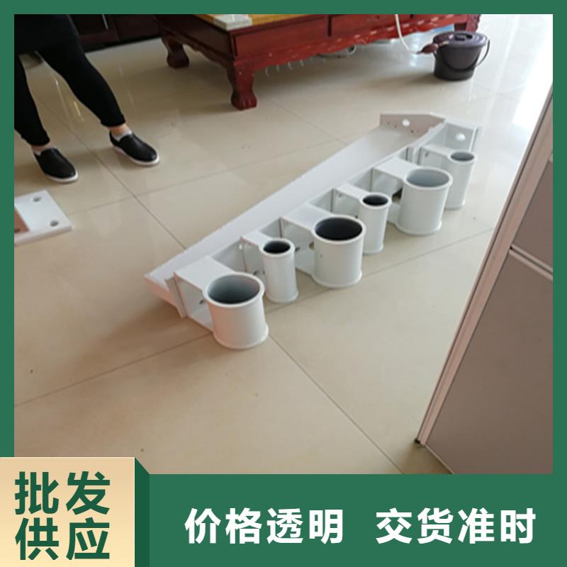 Q235桥梁景观护栏展鸿护栏打造经典款