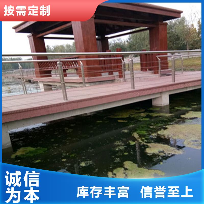 小型公路防撞立柱耐磨耐腐蚀
