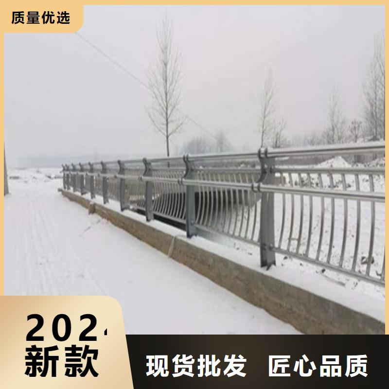 钢板包厢防撞护栏防腐防老化展鸿护栏售后有保障
