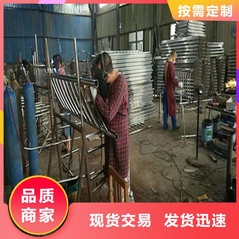 防腐木桥梁护栏纯手工焊接