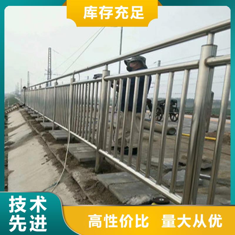 铸钢桥梁防撞护栏颜色亮丽