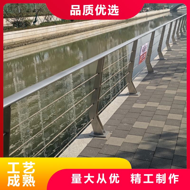 钢丝绳防撞护栏、钢丝绳防撞护栏生产厂家