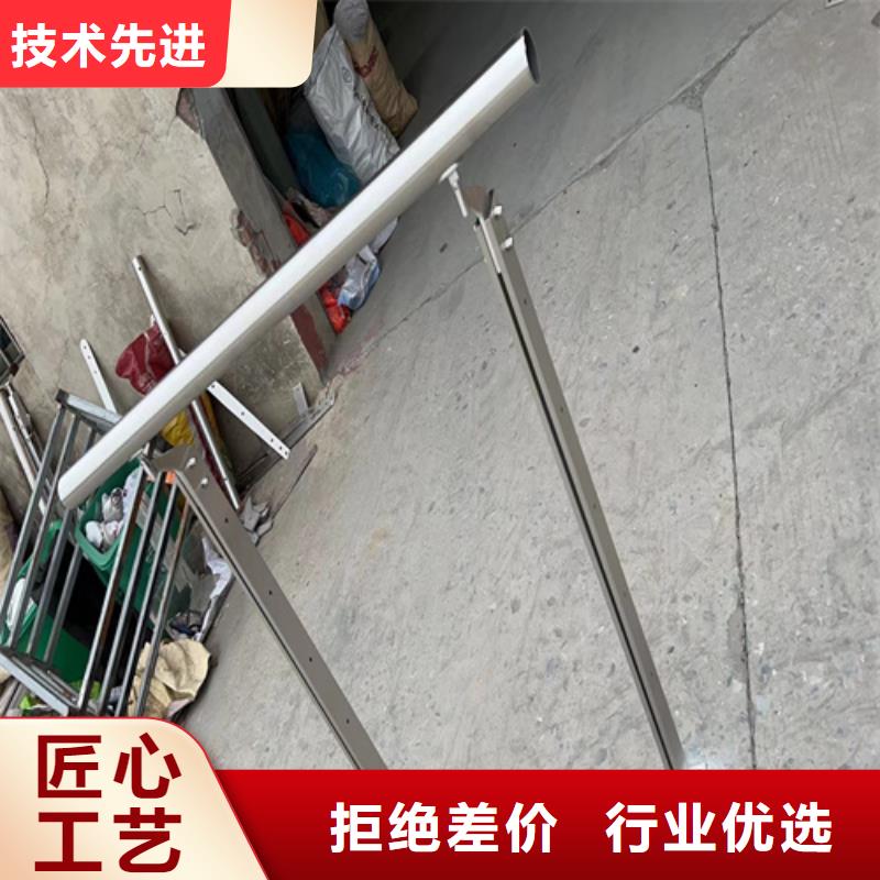 货源充足的不锈钢桥梁护栏图片实力厂家