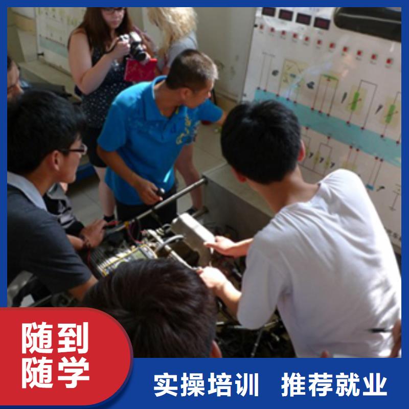 正规的汽车维修学校虎振汽修学校