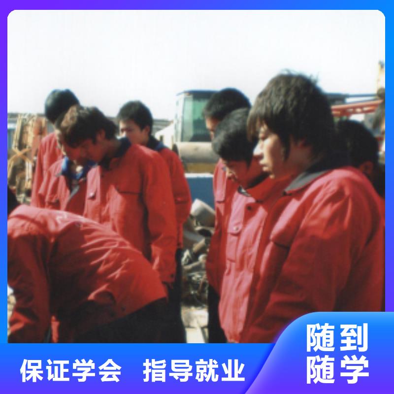 钩机驾驶培训基地行情