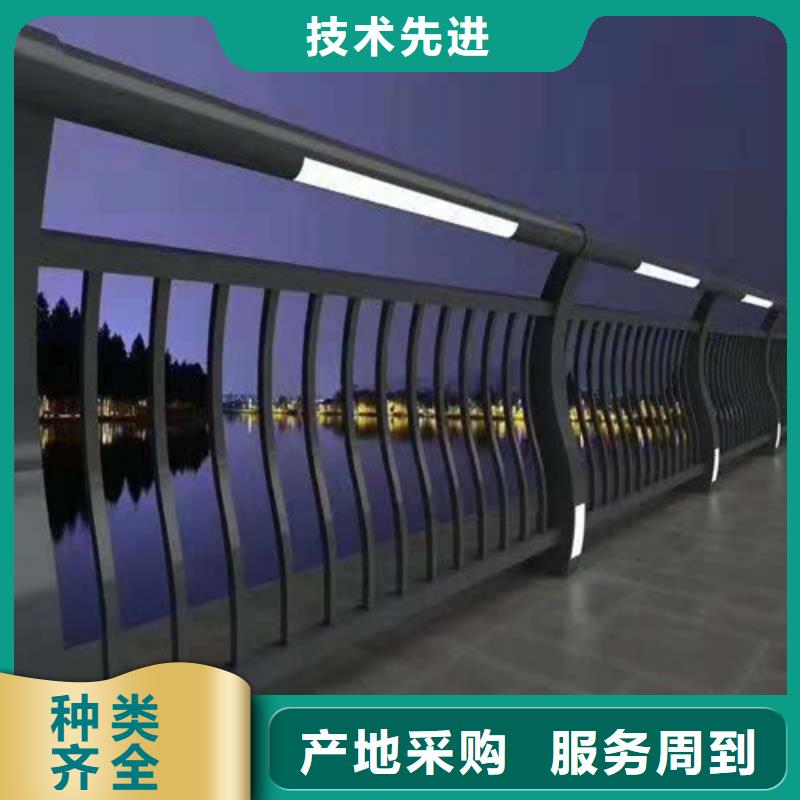 定制304桥梁灯光护栏
的厂家