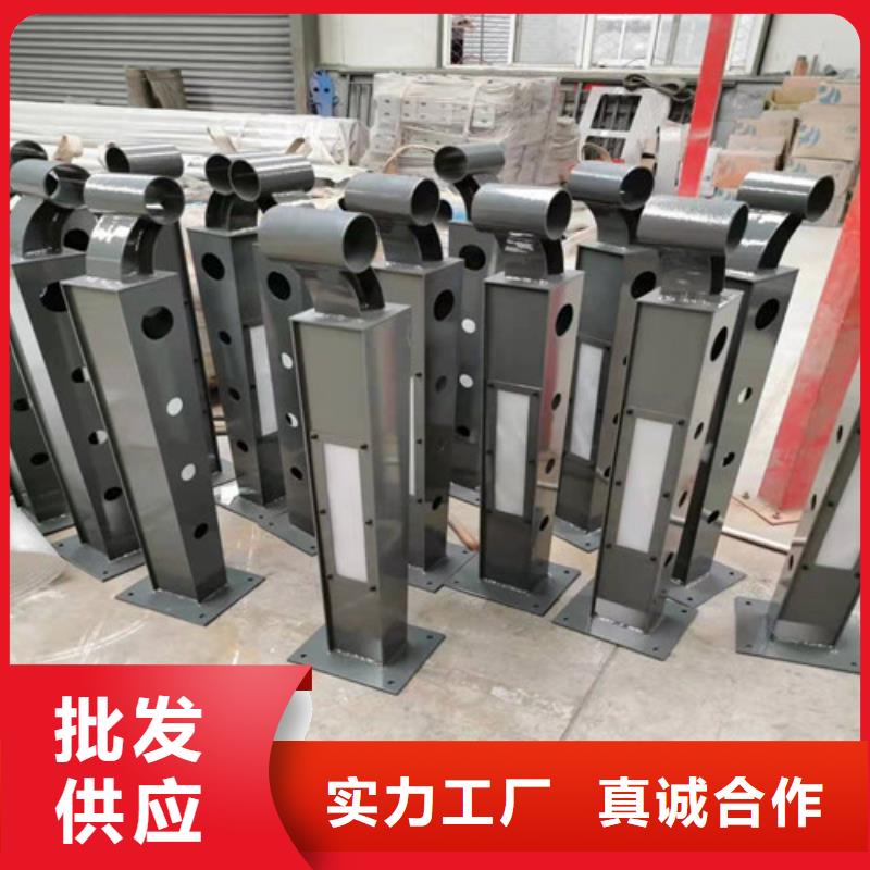 河道灯光护栏
灯光栏-大品牌质量有保障