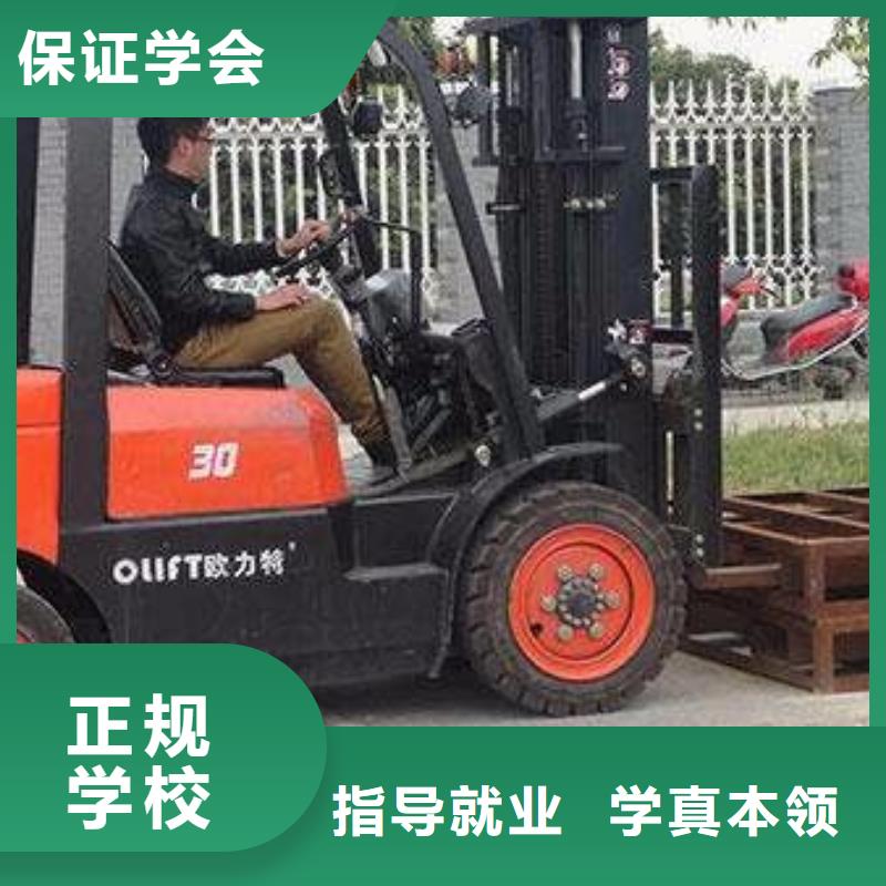 哪个技校能学数控铣床学数控加工中心来虎振学校