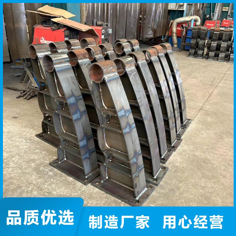 专业销售金属梁柱式中央防撞护栏-大型厂家