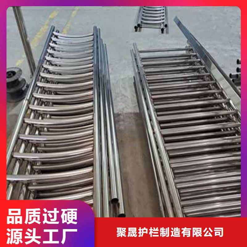 专业销售金属梁柱式中央防撞护栏-大型厂家