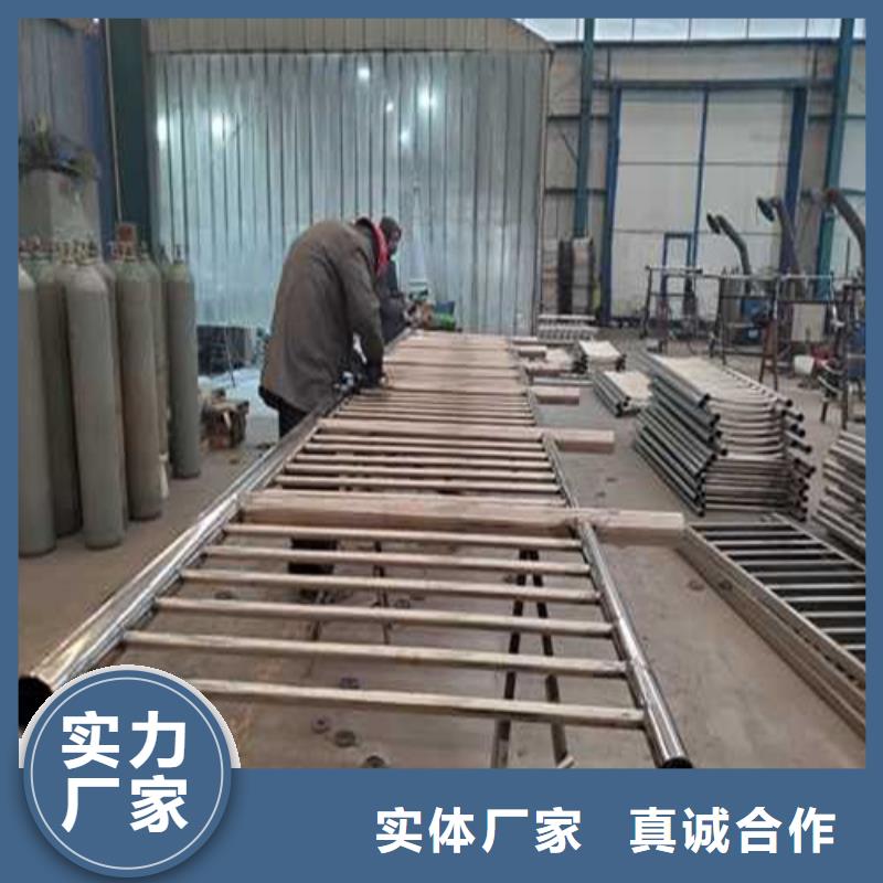 不锈钢复合管人行道护栏厂家低价走货