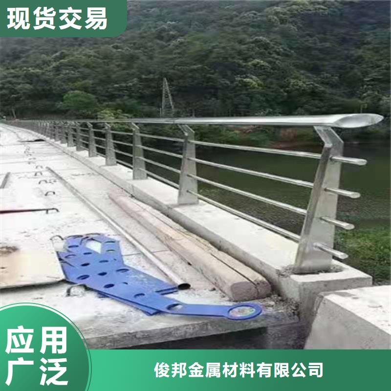 优选：不锈钢复合管护栏工厂