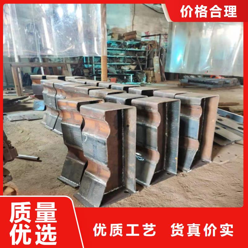 镀锌喷塑防撞栏杆现场测量