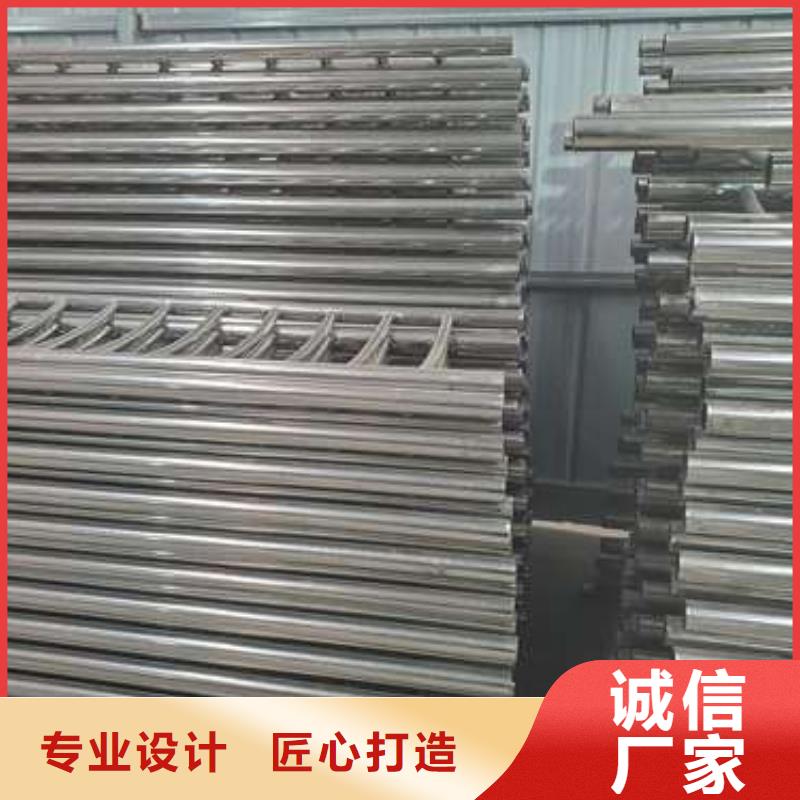 路桥防撞护栏产品实拍图