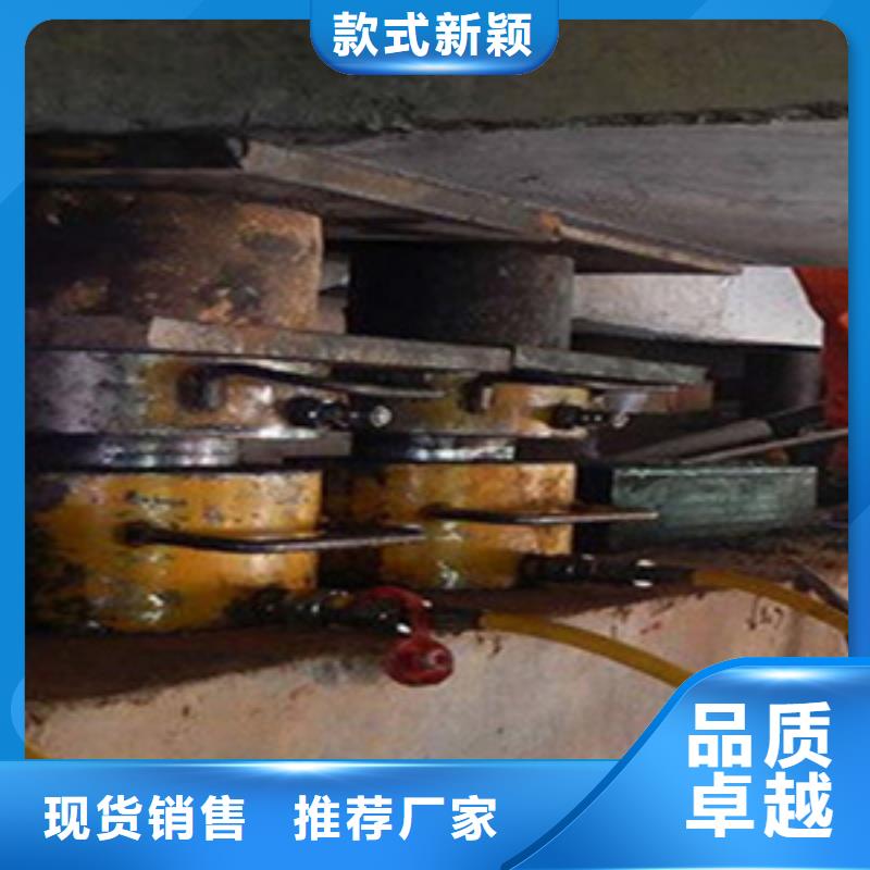 PLC同步顶升更换桥梁支座施工队