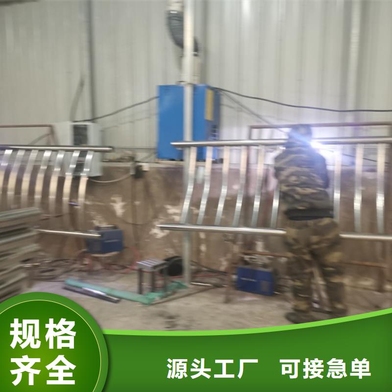 省心：高架桥加厚隔离护栏生产厂家