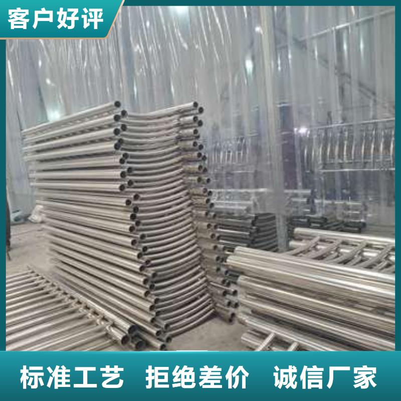 高架桥加厚隔离护栏_诚信为本