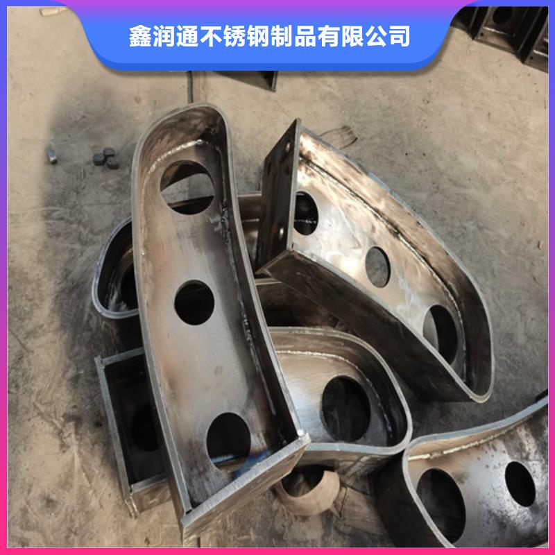 道路防撞护栏适用广泛