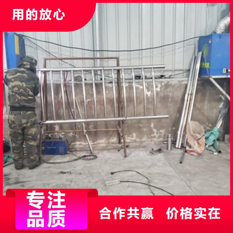 不锈钢防撞护栏结实耐用