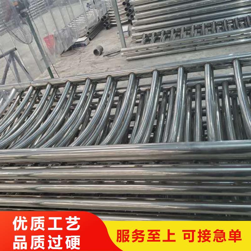 防撞护栏工厂直销