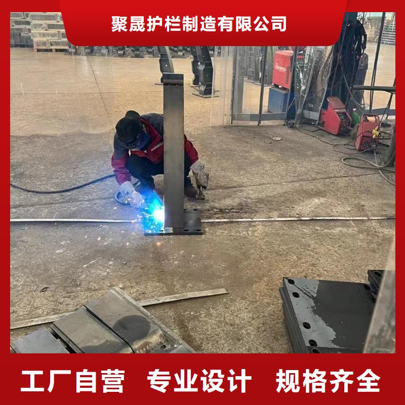 人行道护栏厂家在什么位置