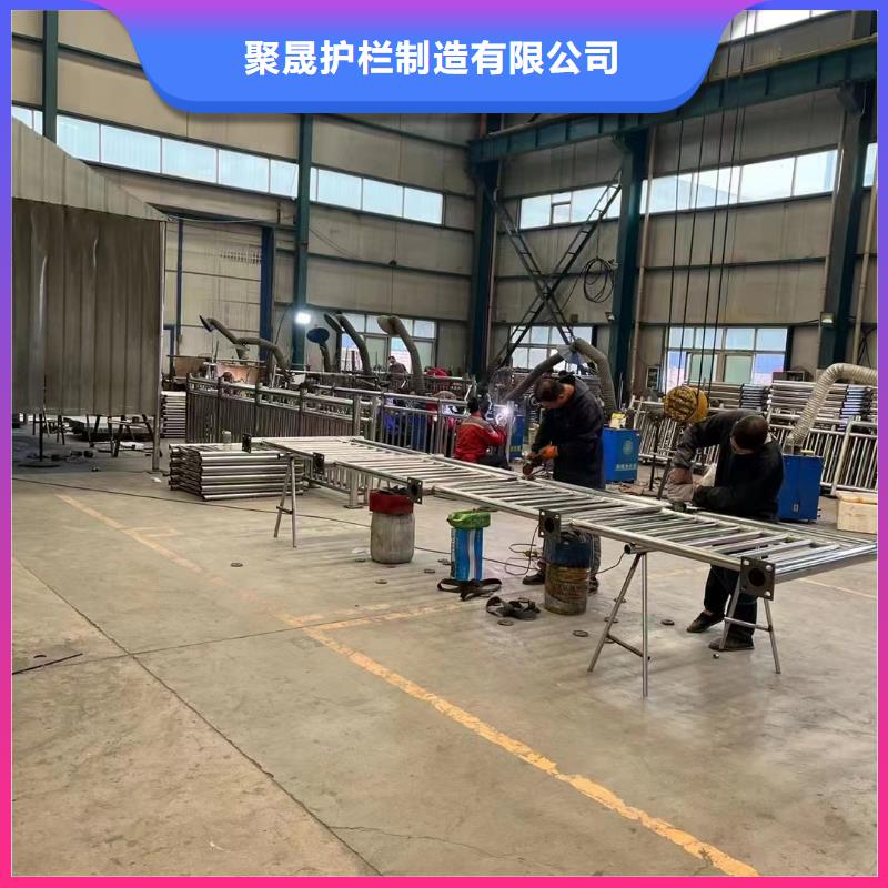 钢背木护栏制造厂_聚晟护栏制造有限公司