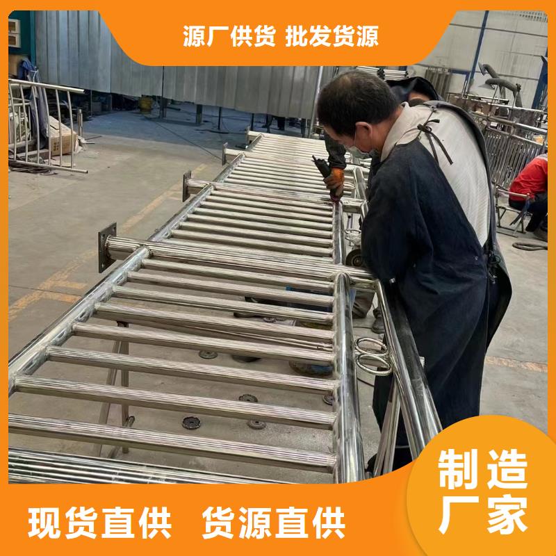 护栏严格把关质量放心