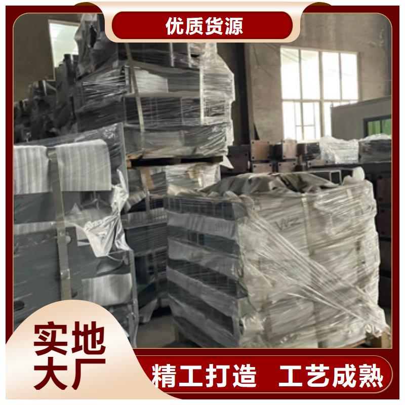 不锈钢桥梁防撞护栏结实耐用