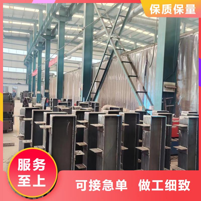 碳素钢复合管护栏、碳素钢复合管护栏生产厂家-欢迎新老客户来电咨询
