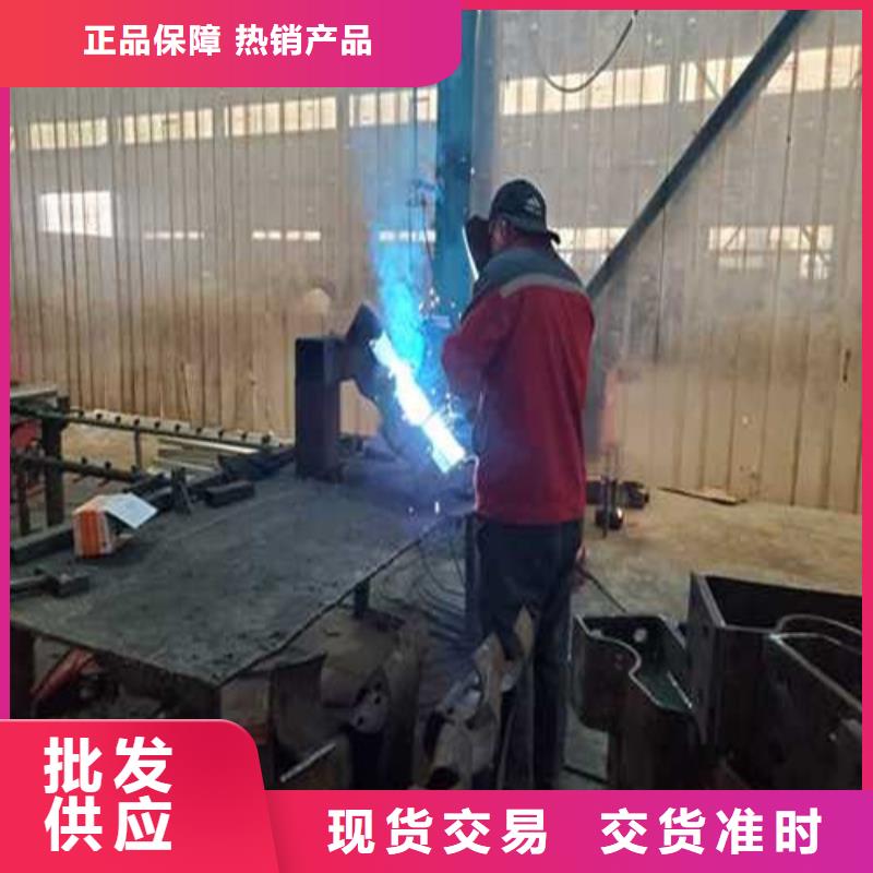 澄迈县常年供应道路河道灯光护栏-全国配送