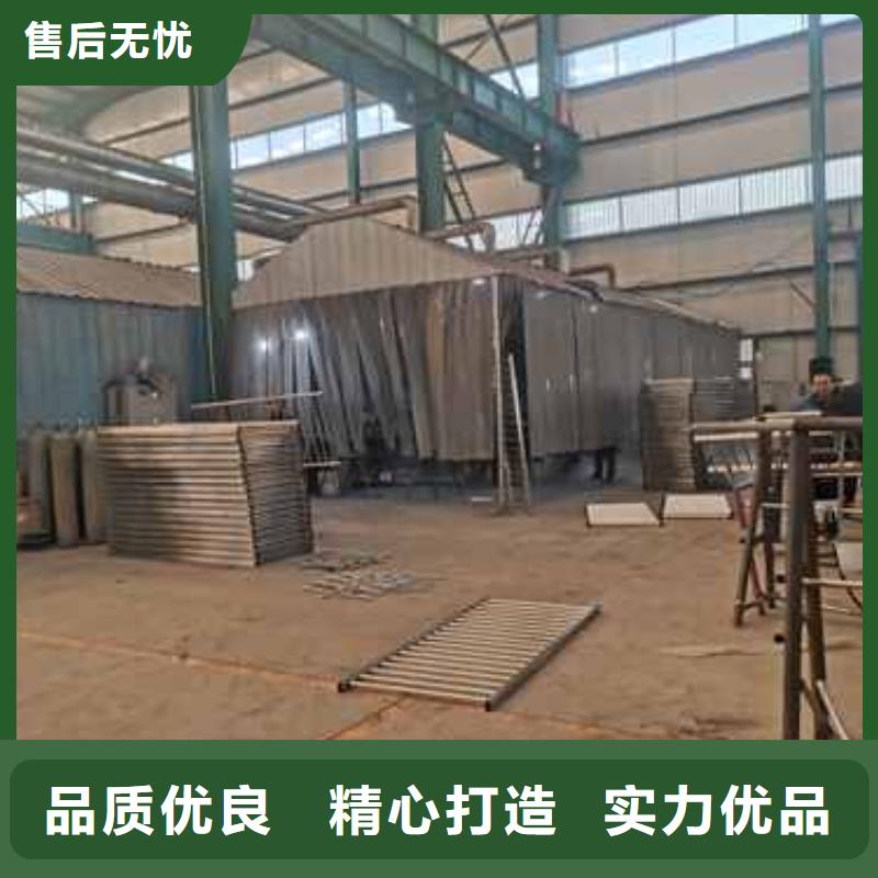 易县
护栏厂