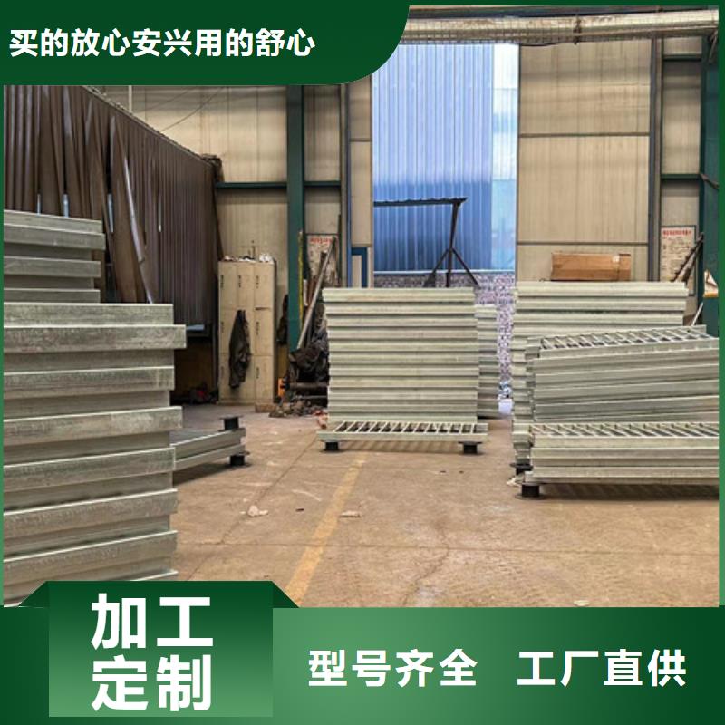 防撞不锈钢复合管护栏实力雄厚