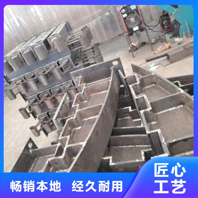 304不锈钢复合管桥梁护栏正规实体厂家