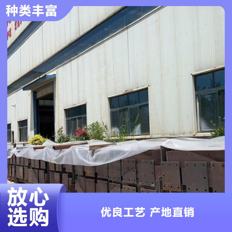 常年供应金属梁柱式护栏厂家