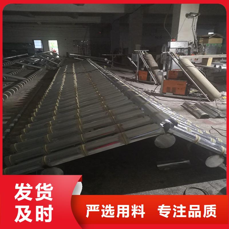 户外不锈钢候车亭来厂考察