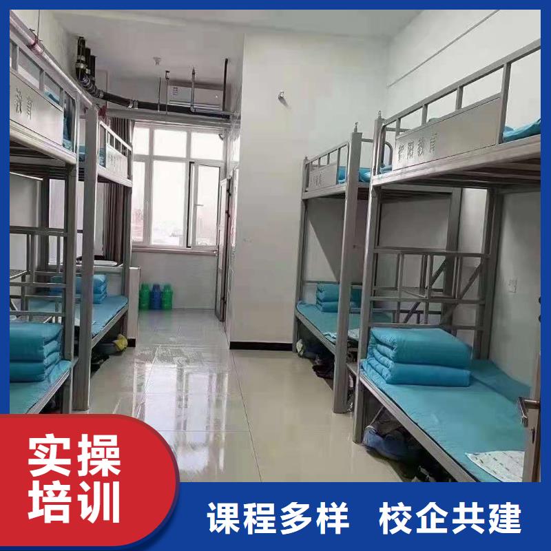 烹饪培训技校哪家好学厨师学期多少时间