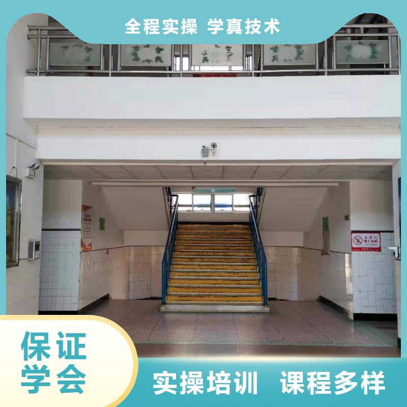 厨师学校学费多少钱学厨师要多久才能学会