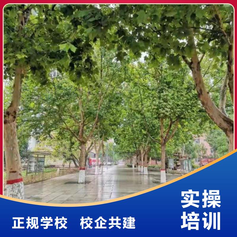 博野挖沟机技术学校哪家好虎振学校